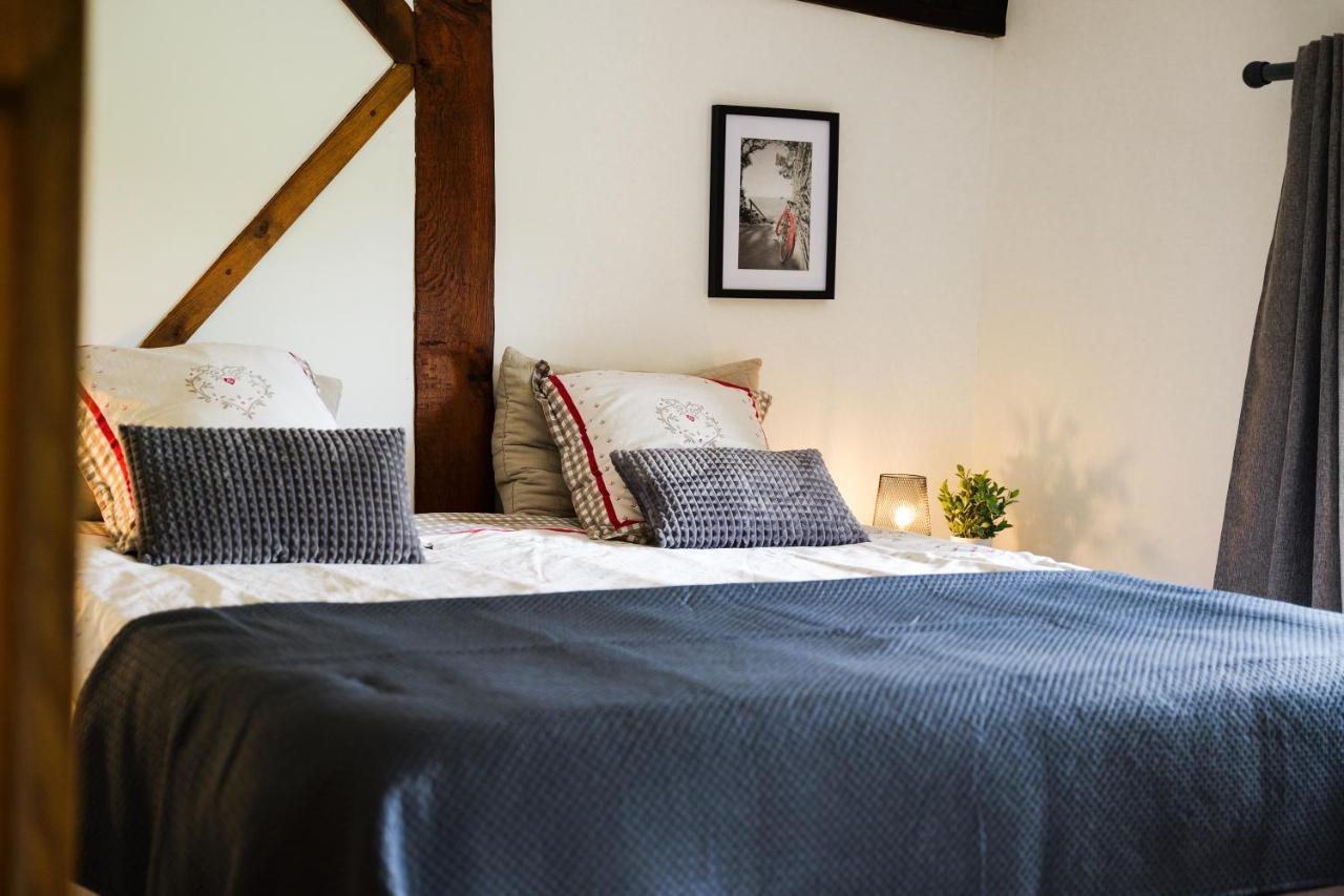 Gite La Dame Au Lit Gite A La Ferme Momignies Εξωτερικό φωτογραφία